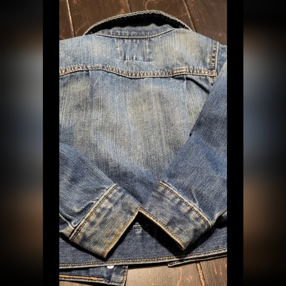 Oshkosh B'gosh girls denim jacket size 4T - Picture 5 of 6